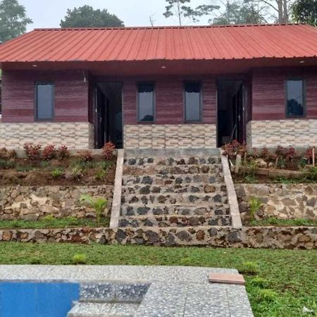 Express O 91843 Bbs Villa Ciater Bandung Exterior photo